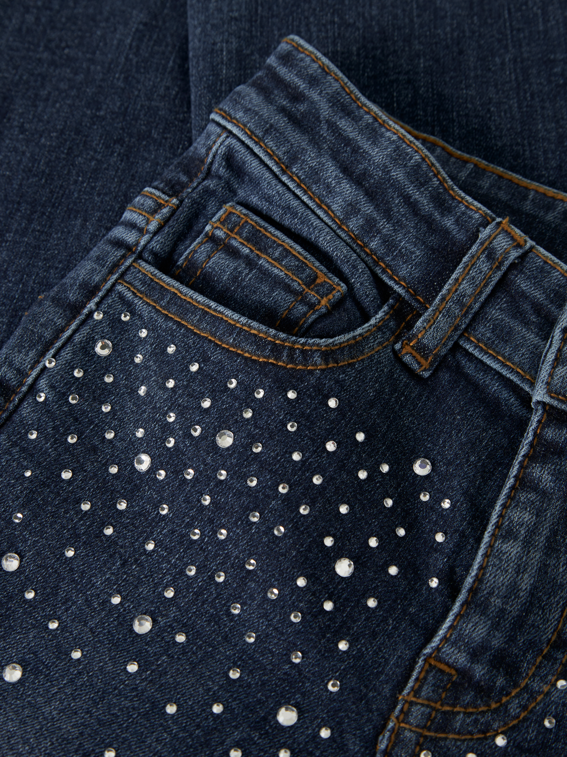 model_shot-detail
